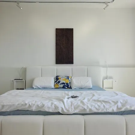 Nebokraj * Kraj (Istria)